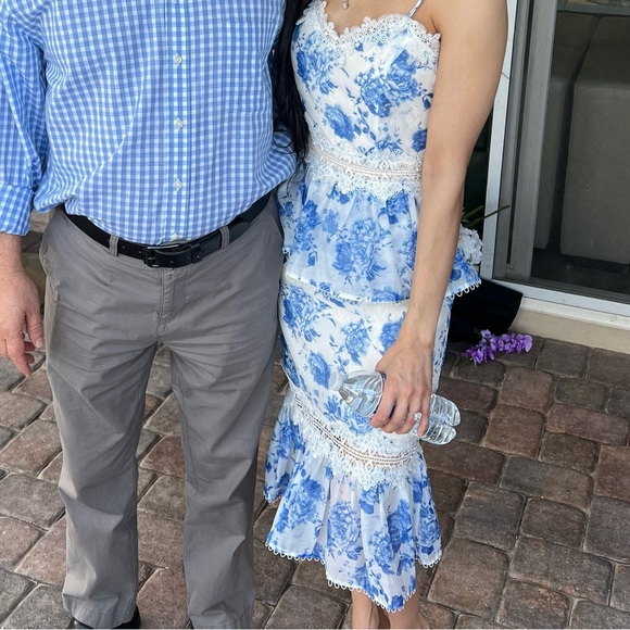 V. CHAPMAN The Daffodil Dress in French Floral Blue - Picture 12 of 16